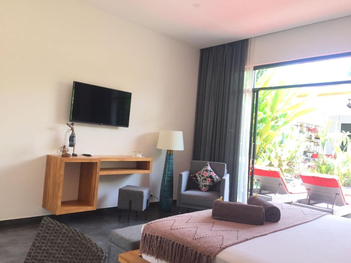 Le Chien Rouge Hotel Lovina Екстериор снимка