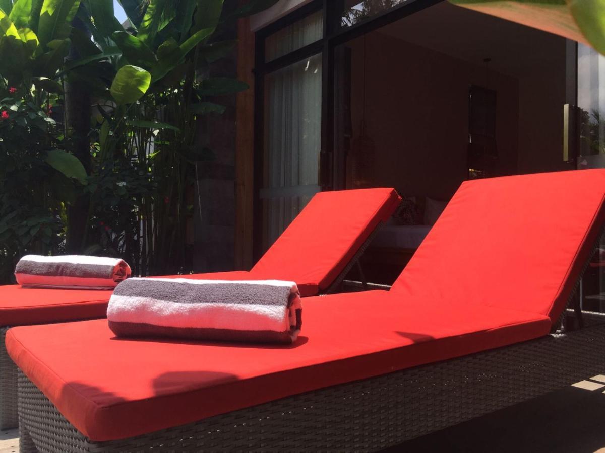 Le Chien Rouge Hotel Lovina Екстериор снимка