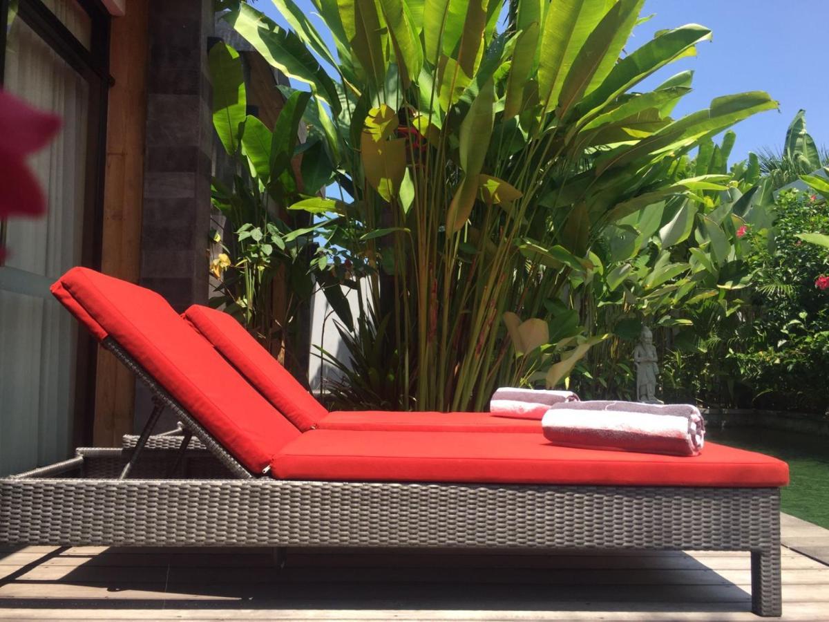 Le Chien Rouge Hotel Lovina Екстериор снимка