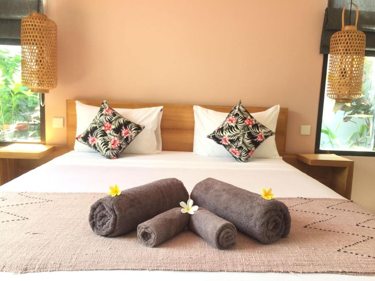 Le Chien Rouge Hotel Lovina Екстериор снимка